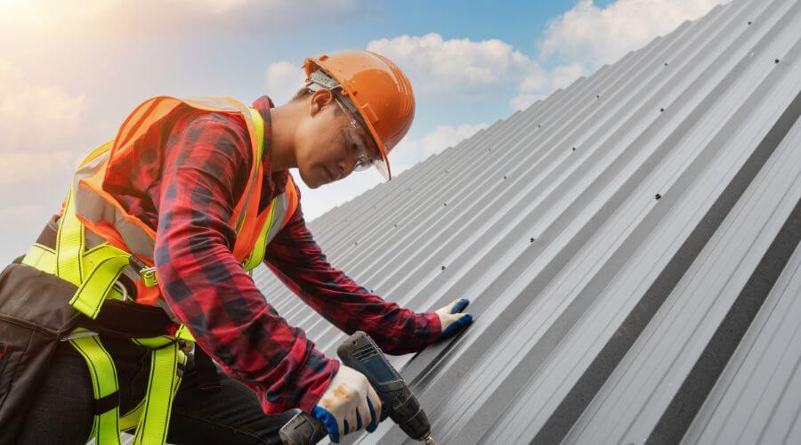 Professional Flat Roofing Installation in McIntire, IA